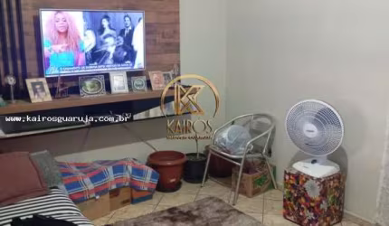 Sobrado para Venda em Guarujá, Parque Estuário (Vicente de Carvalho), 2 dormitórios, 2 banheiros, 1 vaga