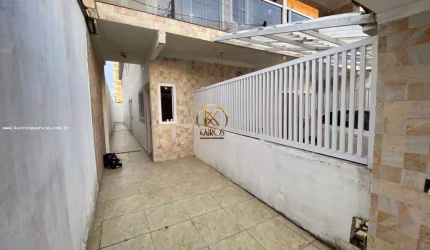 Casa Sobreposta para Venda em Guarujá, ENSEADA, 3 dormitórios, 1 suíte, 2 banheiros, 1 vaga