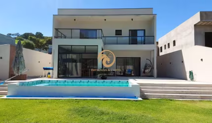 Casa com 3 dormitórios no Condomínio Quintas da Boa Vista