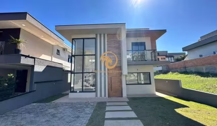 BELÍSSIMA CASA Á VENDA , SENDO 03 SUÍTES NO CONDOMÍNIO TERRAS DE ATIBAIA