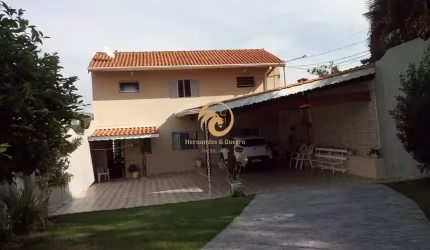 Casa com 3 dormitórios à venda, 256 m² por R$ 1.800.000,00 - Jardim do lago -