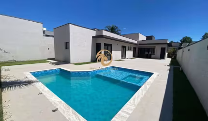 Oportunidade Imperdível em Atibaia - Casa Térrea em Condomínio Fechado