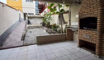 Casa com 3 quartos para alugar na Rua Clóvis Bevilácqua, 201, Jordanópolis, São Bernardo do Campo, 285 m2 por R$ 4.000