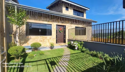 Casa com 5 quartos para alugar na Regente Feijó, 228, Roncon, Ribeirão Pires, 279 m2 por R$ 6.500