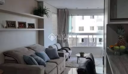 Apartamento com 3 quartos para alugar na Rua Lauro Muller, 321, Centro, Itajaí, 91 m2 por R$ 6.500
