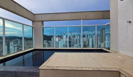 Cobertura com 3 quartos para alugar na Rua 2950, 350, Centro, Balneário Camboriú, 250 m2 por R$ 19.950