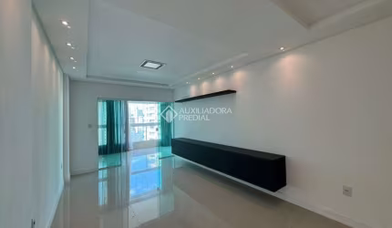 Apartamento com 3 quartos para alugar na Rua 3144, 188, Centro, Balneário Camboriú, 138 m2 por R$ 7.930