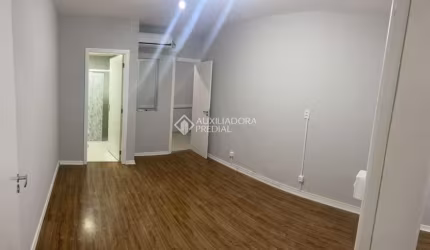 Sala comercial para alugar na Rua Bruno Silva, 80, Pioneiros, Balneário Camboriú, 37 m2 por R$ 2.800