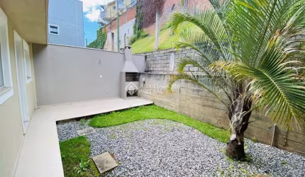 Casa com 3 quartos para alugar na Rua Cruz e Sousa, 290, Praia dos Amores, Balneário Camboriú, 180 m2 por R$ 14.000