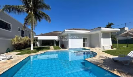 Casa com 7 quartos para alugar na Rua Julieta de Azevedo Bonavides, 1527, Jardim Acapulco, Guarujá, 628 m2 por R$ 26.900