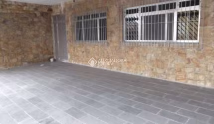Casa comercial para alugar na Moacyr Goulart Cunha Caldas, 258, Conceição, Diadema, 330 m2 por R$ 7.500