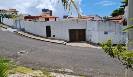 Casa em Salvador - Itaigara