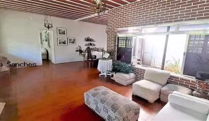 Casa para Venda em Salvador, Costa Azul, 4 dormitórios, 1 suíte, 3 banheiros, 6 vagas
