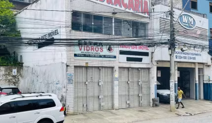 Casa Comercial para Venda em Salvador, Federação, 2 dormitórios, 1 suíte, 4 banheiros, 2 vagas