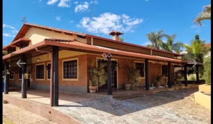 Baixou o Preço - Casa Estilo Colonial, Condomínio Fechado, MG010, KM 55, sentido serra do cipo