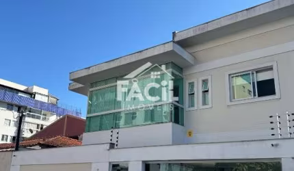 Casa em Jardim Camburi  -  Vitória