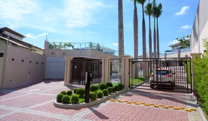 Casa em Condomínio em Mata da Praia - Vitória ES