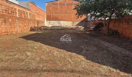 Lote / Terreno em Jardim Jacy  -  Campo Grande