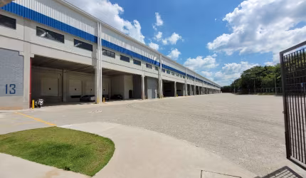 Condominio Novo, com, possibilidade de aumento de área (ABL)