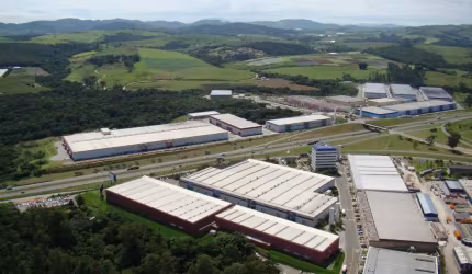 Galpão em Condomínio com possibilidade de aumento de Área (ABL)