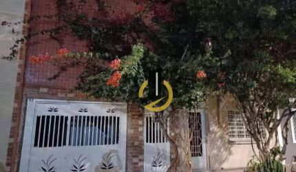 Sobrado à venda no Ipiranga - 120m² - 2 dormitórios - 2 banheiros - área gourmet - 1 vaga