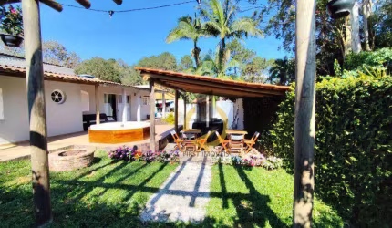 Casa em Condomínio à venda - 300m² - 3 dormitórios (1 suíte) - Piscina - Churrasqueira - 6 vagas - São Bernardo do Campo