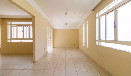0 - Casa 4 quartos, sendo 2 suítes