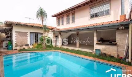 0 - Casa 3 quartos, sendo 3 suítes