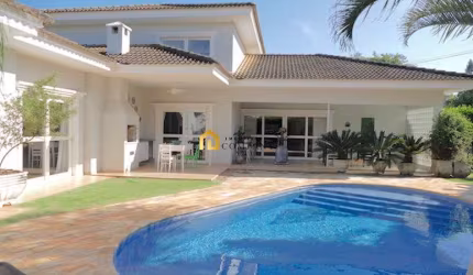 Condomínio Lago Azul - Casa em Condomínio Lago Azul