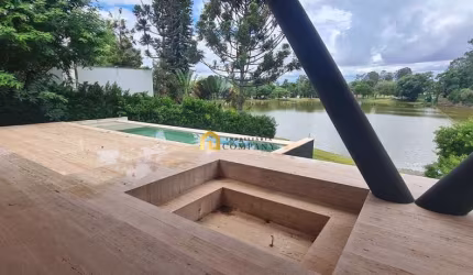 Condomínio Lago Azul - Casa à venda no Condomínio Lago Azul