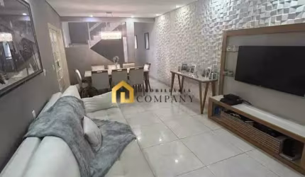 Sobrado à venda no Jardim 2 Corações