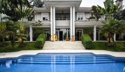 Condomínio Residencial Haras Guancan - Espetacular Casa no Condomínio Residencial Haras Guancan em Cotia/SP