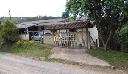 Chácara localizada à 3km do centro de Piedade