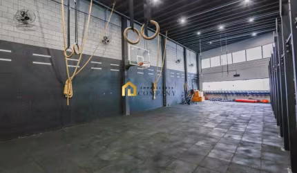 Pavilhão/Galpão  Comercial à venda 672 m2, 6 banheiros e vestiários, 16 vagas no  Centro de Sorocaba / SP