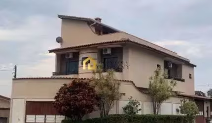 Sobrado Amplo à Venda no Wanel Ville - Sorocaba/SP