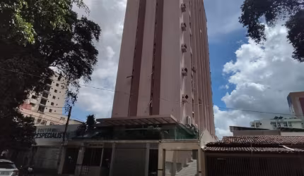 APARTAMENTO Á VENDA CENTRO DE GOV. VALADARES MG
