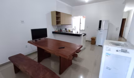 CASA À VENDA - BAIRRO CASTANHEIRAS 2 (GV)