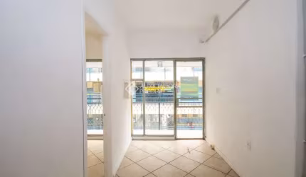 Sala comercial para alugar na Rua Tiradentes, 154, Centro, Canoas, 66 m2 por R$ 1.500