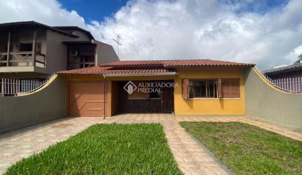 Casa com 2 quartos para alugar na Rua José do Patrocínio, 475, Niterói, Canoas, 217 m2 por R$ 3.000