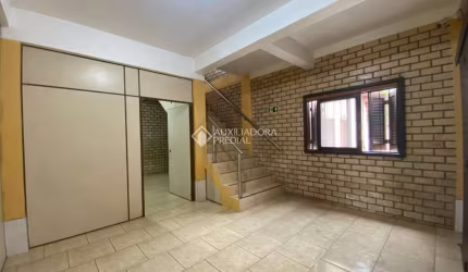 Casa comercial para alugar na Rua Dom Feliciano, 545, Niterói, Canoas, 239 m2 por R$ 6.000