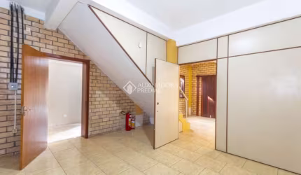 Casa comercial para alugar na Rua Dom Feliciano, 545, Niterói, Canoas, 239 m2 por R$ 6.000