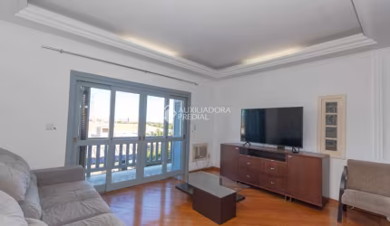 Casa comercial para alugar na Rua Argentina, 284, São José, Canoas, 310 m2 por R$ 9.500