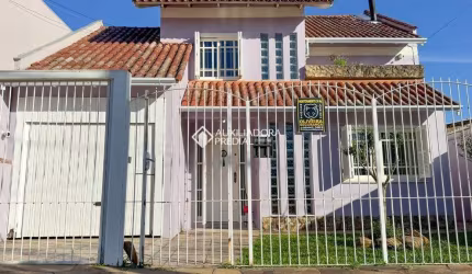 Casa com 5 quartos para alugar na Rua Nazaré, 461, Nossa Senhora das Graças, Canoas, 230 m2 por R$ 5.200