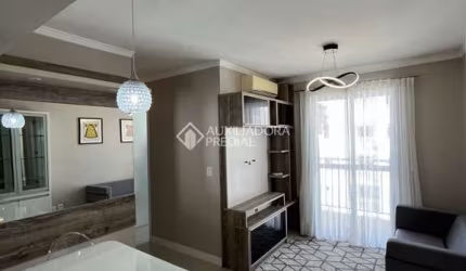 Apartamento com 3 quartos para alugar na Avenida Armando Fajardo, 2100, Igara, Canoas, 65 m2 por R$ 2.800