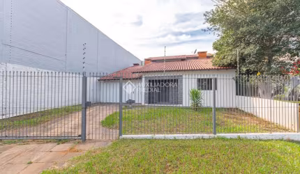 Casa comercial para alugar na Rua Pirapo, 941, Igara, Canoas, 230 m2 por R$ 4.400