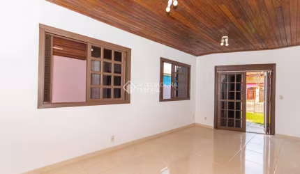 Casa com 2 quartos para alugar na Rua Boa Saúde, 785, Rio Branco, Canoas, 141 m2 por R$ 2.770