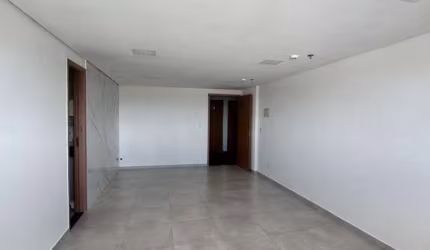 Sala Comercial no Empresarial Humberto Lobo com 45m² na Av. Menino Marcelo