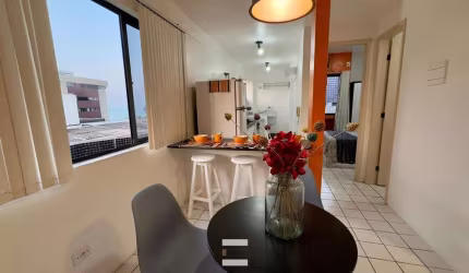 Condomínio Ametista 2 Home Service - Apartamento Mobiliado na Jatiúca – Quarto e Sala a 1 Quadra da Praia com Vista Mar Lateral