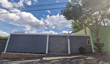 Casa com 2 dormitórios à venda, 86 m² por R$ 680.000 - Jardim Maringá - Indaiatuba/SP