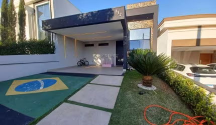 Casa com 3 dormitórios à venda, 136 m² por R$ 1.010.000,000 - Condomínio Jardim Brescia - Indaiatuba/SP